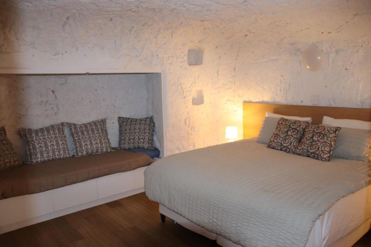 Holly Place Coober Pedy Esterno foto